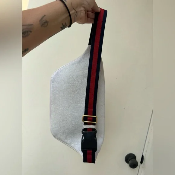 GUCCI FANNY PACK XL CROSSBODY - Picture 5 of 8